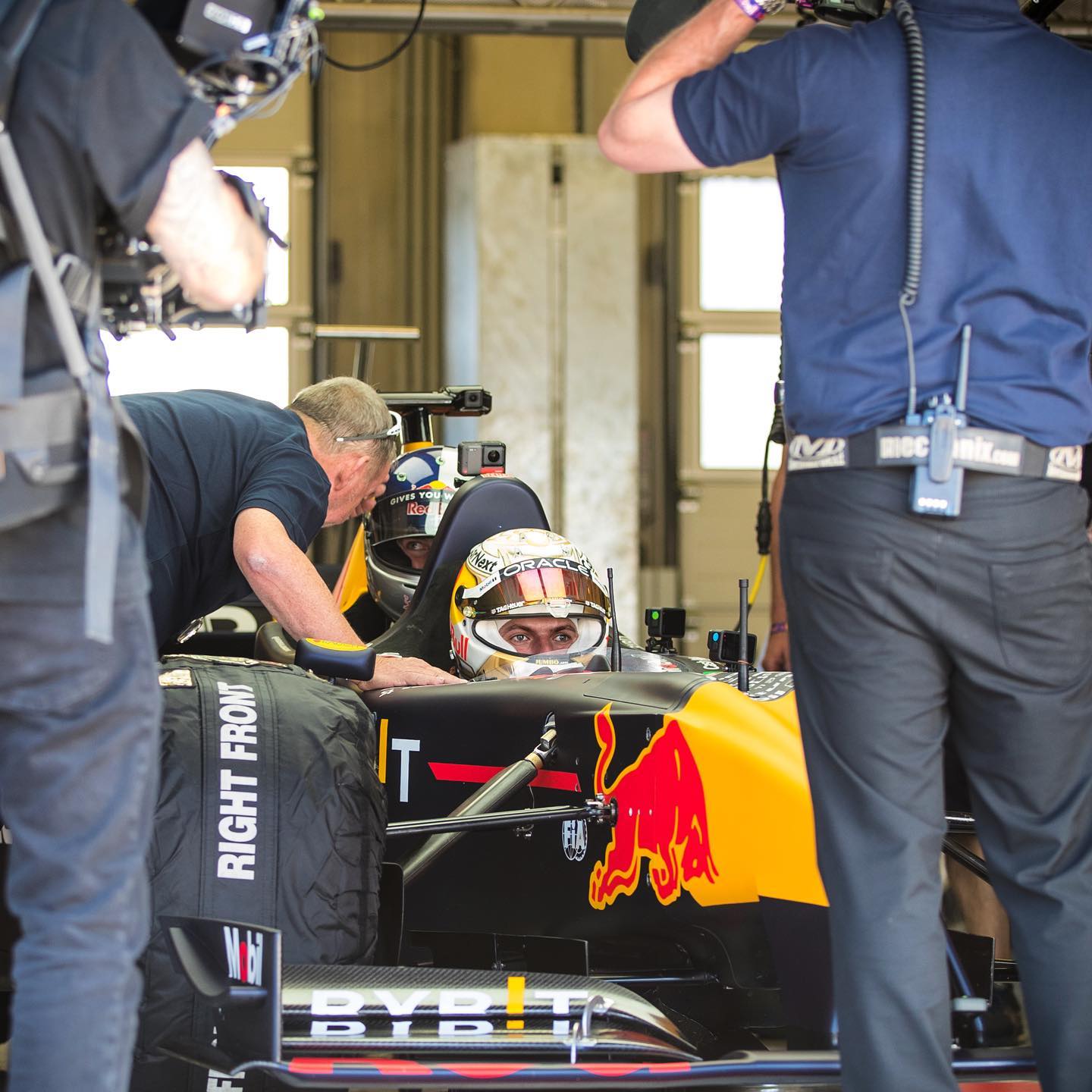 #mondaymotivation Finally working through the 📸 from @redbullring 
🎥 of @maxverstappen1 giving @wibmerfabio a ride in the #F1 #TwoSeater coming soon…

#GoodTimes with the @semicolondigital crew creating unique stories for @redbullaustria and @redbullmotorsports

Probs go out to:
@sherpacinema
@paul.f.kuhn
@manuelzoller_
@maxnuechtern
@stefankleinalstede

and the rest of the crew, where I have no Insta handle… You know who you are.

#formula1 #spielberg #redbullring #redbullmotorsport #F1Experiences #redbullaustria #v10 #v10european #gforce #fabiowibmer #minardi #f1classics #formulaone #redbullracingteam