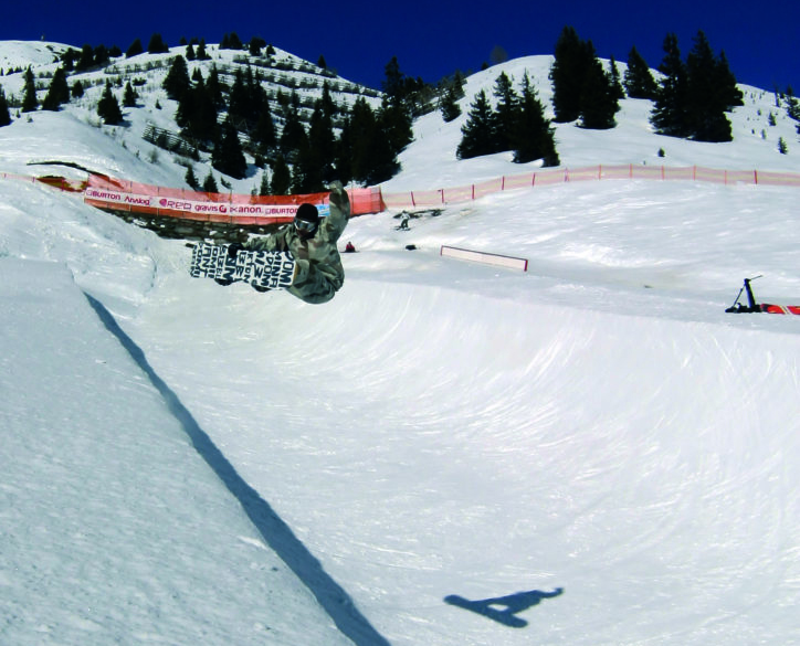 Riding the pipe in Mayrhofen